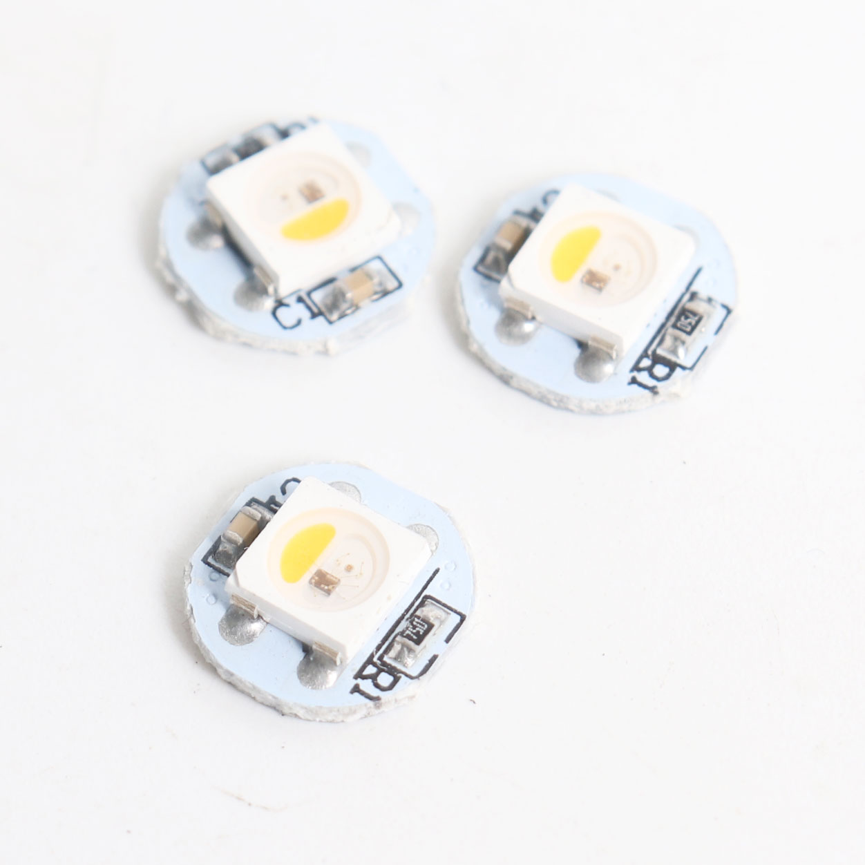 Blurolls NeoPixel RGBW Mini Nú - đánh giá và giá Neopixel